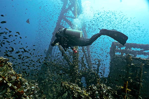 dive-sites-coron-busuanga_0001_DSC07802